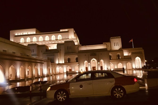 Muscat : Private tour evening - Dinner at The Cave Restaurant