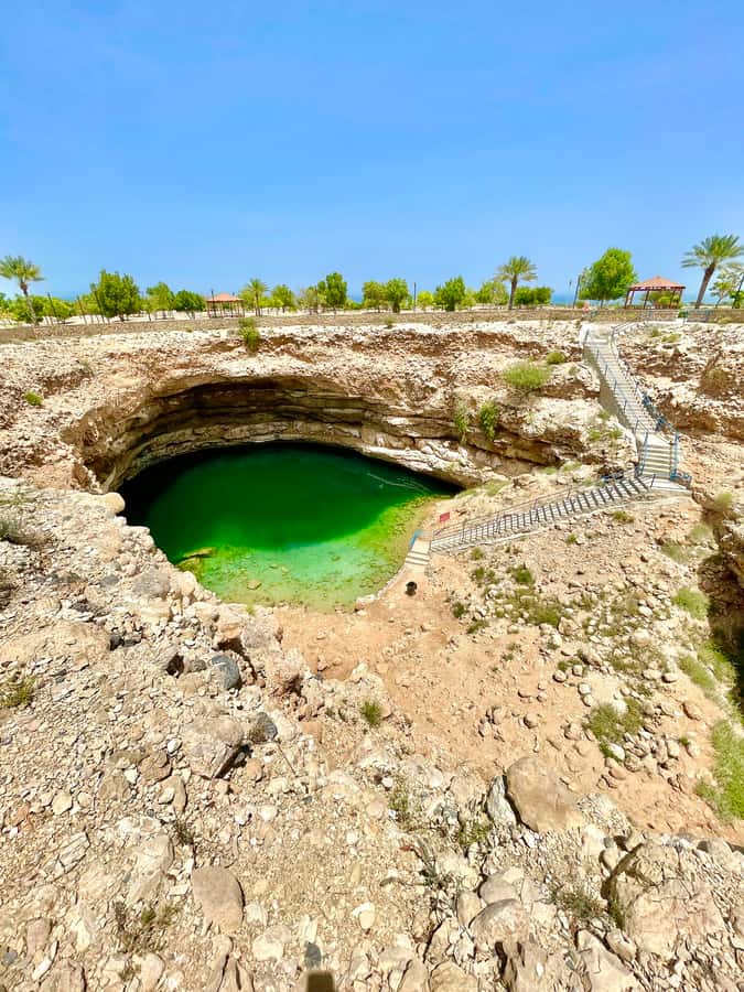 Muscat : Private trip to Wadi Shab + sinkhole - Key points to know before booking