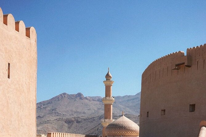 Muscat Shore Excursion: Private Nizwa Day Trip - Fitness, clothing, and what to pack