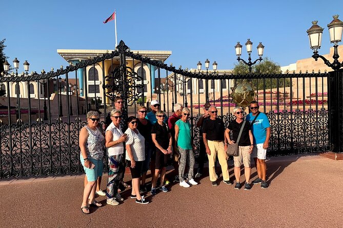 Muscat Tour Half Day - Mutrah Souq is the most hands-on stop