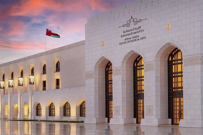 Muscat trasfer: airport trasfer to/from hotel in muscat - The value of $45 for up to three people