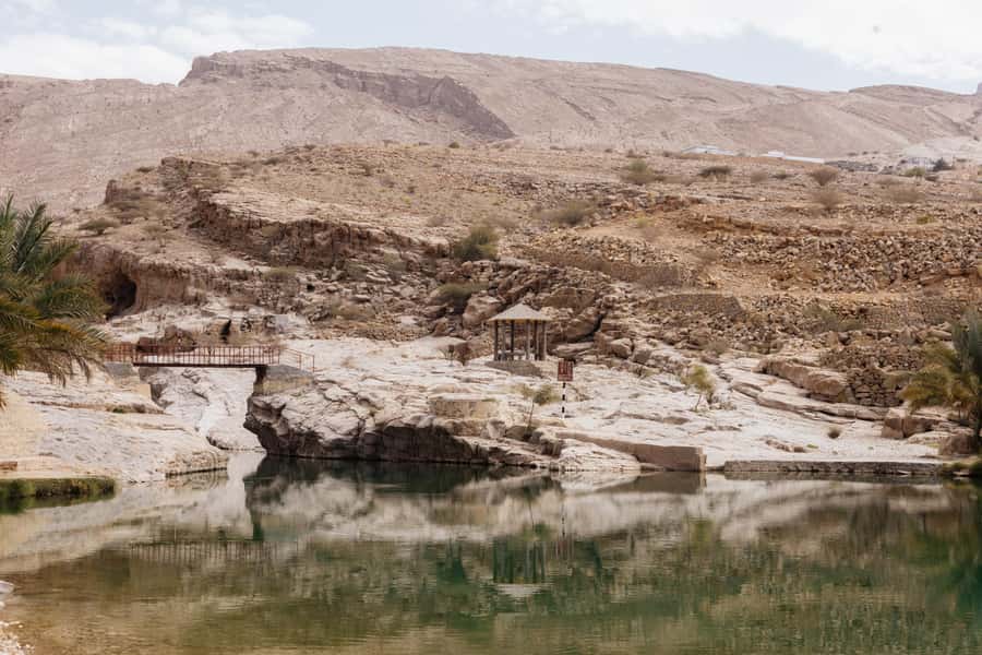 Muscat: Wadi Bani Khalid Oasis & Oman Desert Tour - Choosing between the three tour options