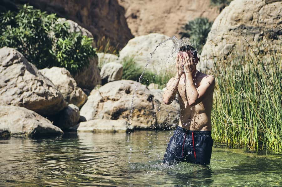 Muscat: Wadi Shab and Bimmah Sinkhole Full-Day Tour - Who should book this Wadi Shab tour?