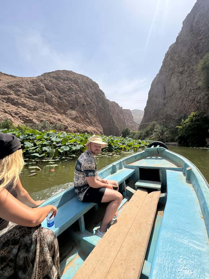 Muscat: Wadi Shab & Bimmah Sinkhole Tour with Pickup & Lunch - Bimmah Sinkhole and its clear water