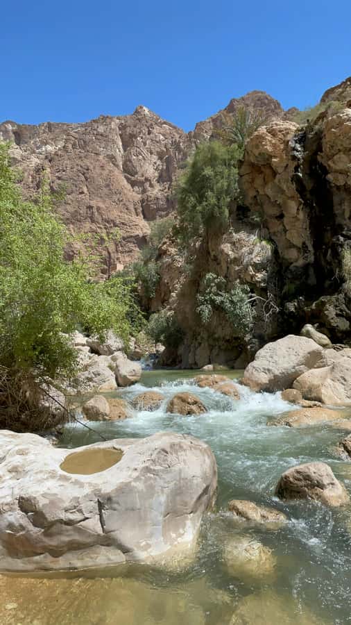 Muscat: Wadi Shab, Romantic Cave and Sinkhole Full-day Trip - Key points to know before you go