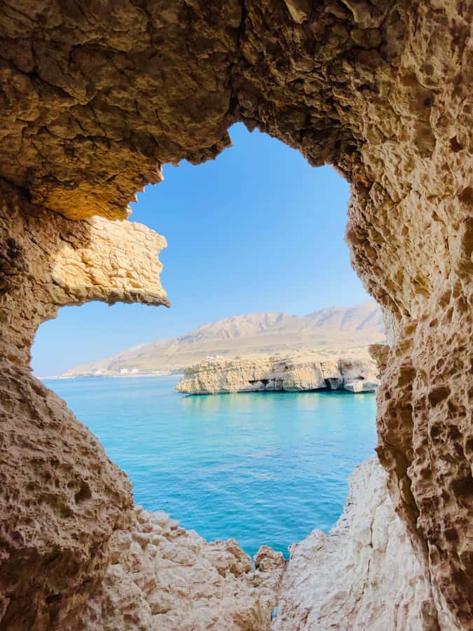 Muscat: Wadi Shab, Romantic Cave and Sinkhole Full-day Trip - What to pack for the wet, rocky route