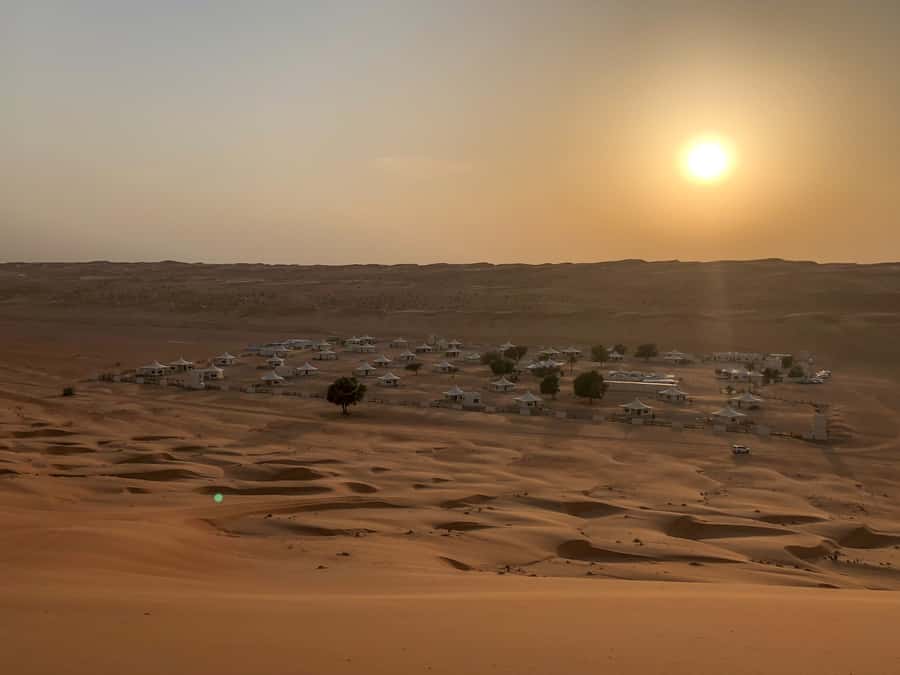 Muscat: Wahiba Sands Desert Sunset Tour with Dinner - What the small group changes