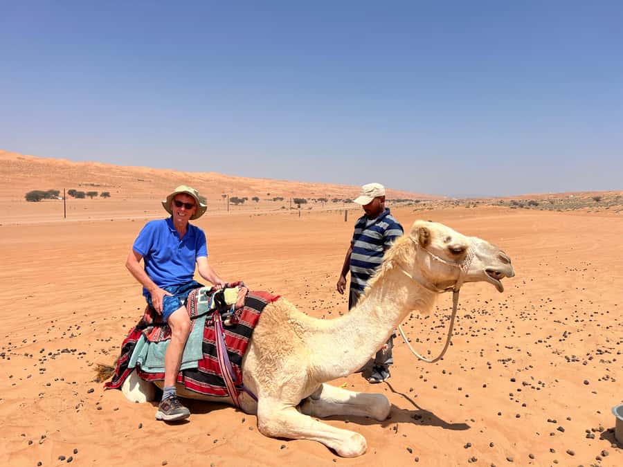Muscat: Wahiba Sands, Wadi Bani Khalid & Mudayrib Tour - The Bedouin house and optional camel ride