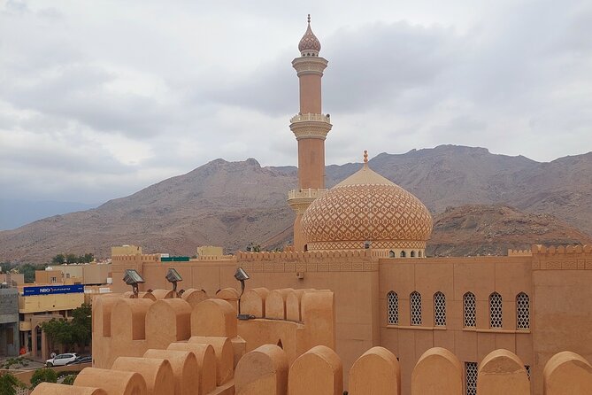 Nizwa and Green Mountain Group Full day tour - Guides make the difference
