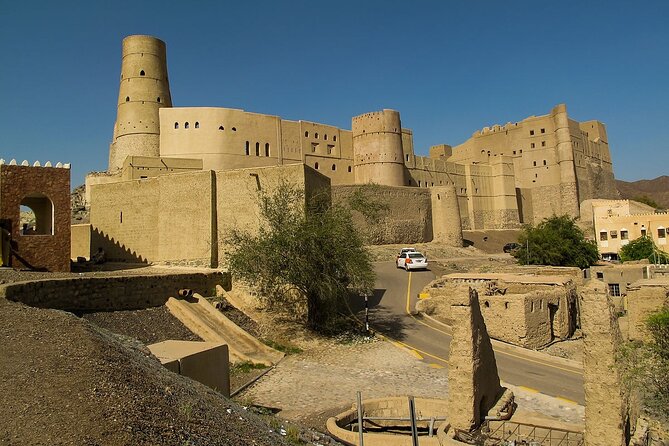 Nizwa City Tour Full Day - Inside Nizwa Fort