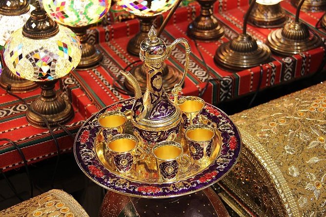 Nizwa Friday Market Jabal Chams - Nizwa Souq and Fort in one concentrated stop