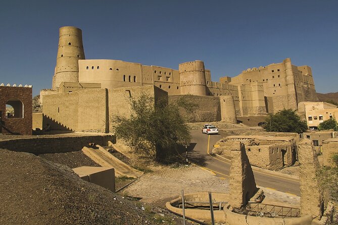 Nizwa Full Day Tour from Muscat with JABREEN fort - Bahla, an outside look at an old town