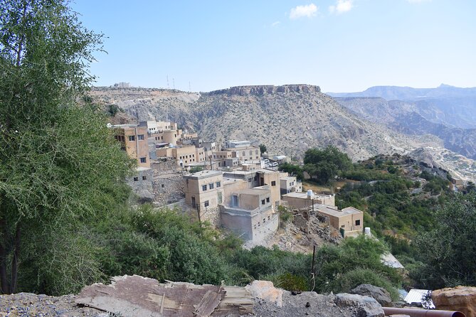 Nizwa Heritage & Jebel Akhdar Heights: (Exclusive Day Tour) - Nizwa Fort and the military logic of Oman’s past