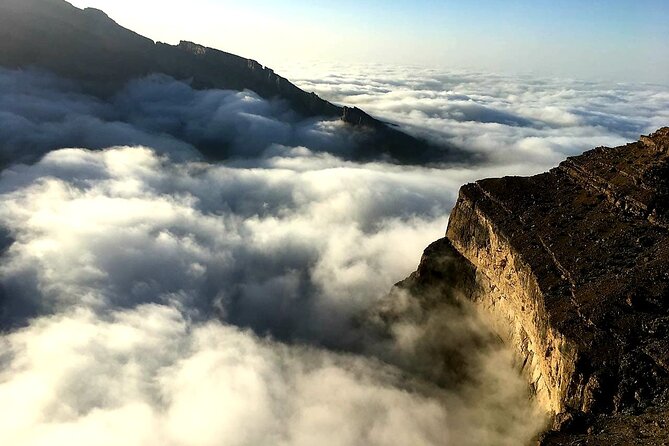 Nizwa Heritage & Jebel Shams Canyon – Private Tour from Muscat - Al Hamra and a look at older Omani life