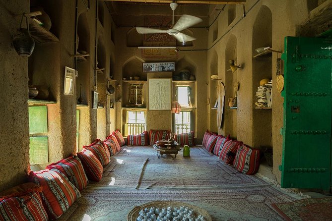 Old Nizwa authentic walks - Timing, clothing, and planning your morning