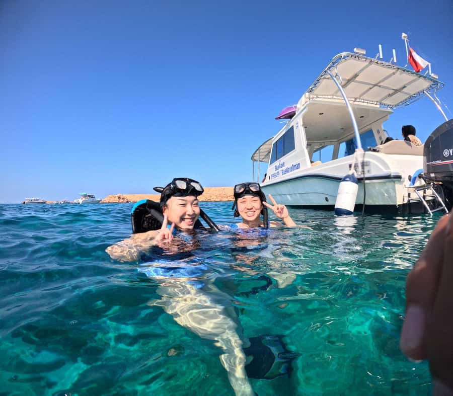 Oman: Daymaniyat Island Snorkeling Trip with Equipment - Snorkeling Among Coral, Fish, and Turtles