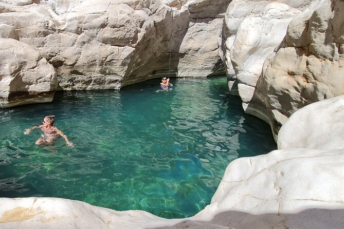 Oman Highlights: Wahiba Sands Desert & Wadi Bani Khalid Tour - Who should book this Oman desert tour?