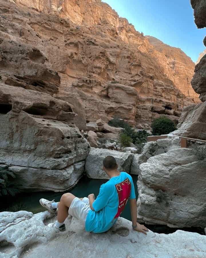 Oman’s Hidden Gems: Wadi Shab & Bimmah Sinkhole - What to pack for a safer, easier day