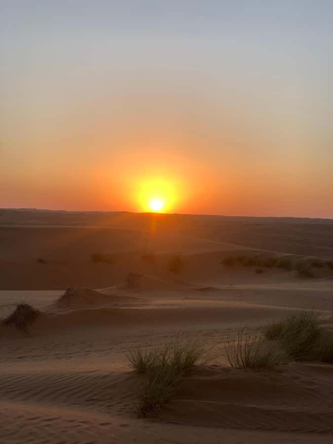 Oman: Wahiba Desert Sunset & Wadi Bani khalid Full Day+Lunch - Lunch before the desert crossing