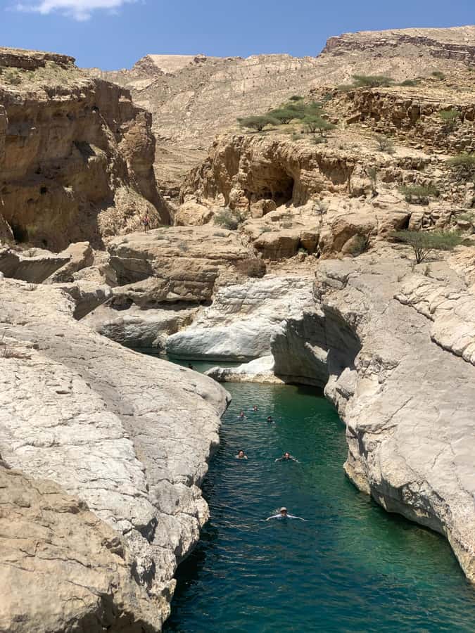 Oman: Wahiba Desert Sunset & Wadi Bani khalid Full Day+Lunch - Who will enjoy this Oman day tour?