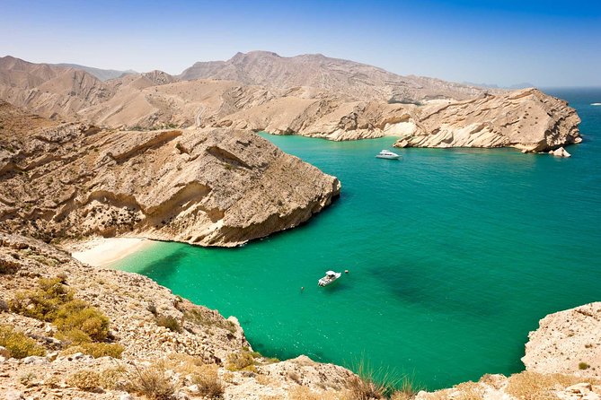 Omani dhow:Coastal and Sunset Cruise - From Muscat’s harbor to Qasr Al Alam Palace