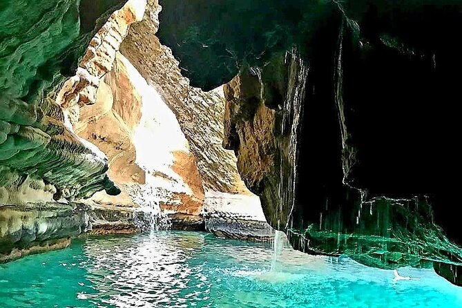 Private 2 Day Wadi Shab and Bimmah Sinkhole Tour - Wadi Shab requires time, shoes, and energy
