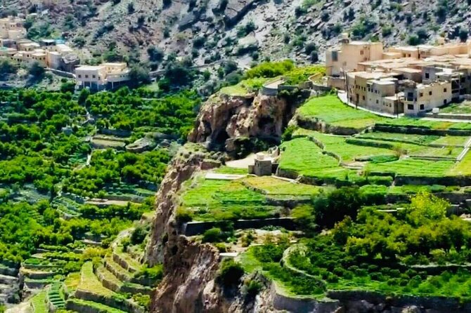 Private 3 days 2 nights Roundtrip Tour in Oman - Day one: Bimmah Sinkhole and the walk into Wadi Shab