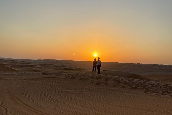 Private 4 Days & 3 Nights Roundtrip Camping Tours in Oman - Wadi Bani Khalid and Wahiba Sands at sunset