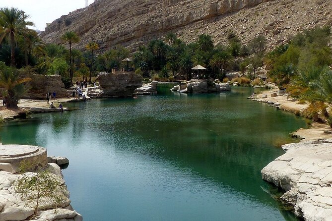 Private 4 Days & 3 Nights Roundtrip Camping Tours in Oman - Bahla and Al Hamra: forts, pottery, and old homes