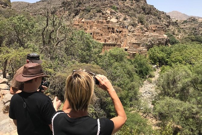 Private Day Trip to Nizwa, Jabal Akhdar (Green Mountain) & Birkat Al Moz - Nizwa Souq, Oman’s best morning introduction