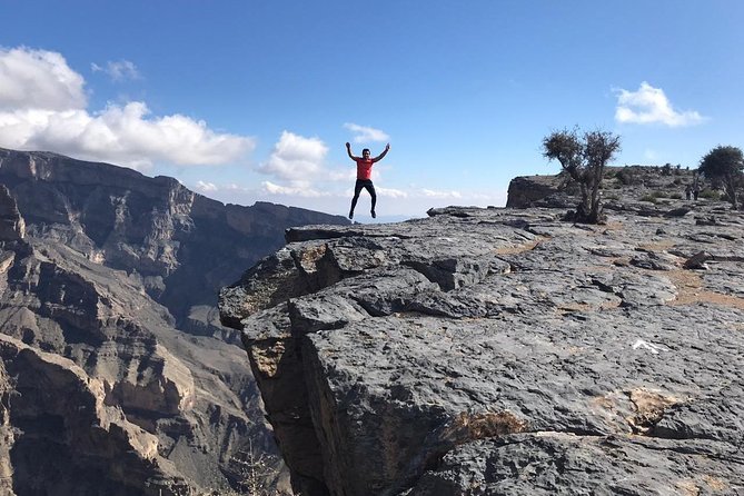 Private Day Trip to Nizwa & Jabal Shams (The Grand Canyon of Oman) - The Friday cattle market needs careful planning