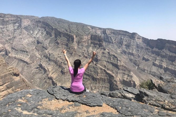 Private Day Trip to Nizwa & Jabal Shams (The Grand Canyon of Oman) - What the private format actually adds