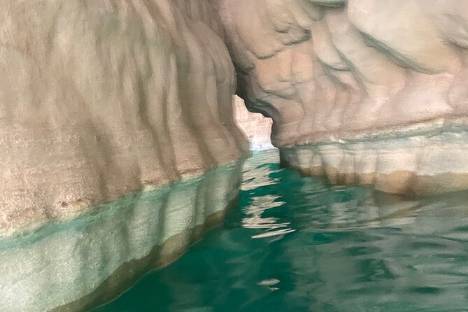 Private Day Trip to Wadi Shab & Bimmah Sinkhole Price Up To 5 Persons - Fins Beach and the Oman coast
