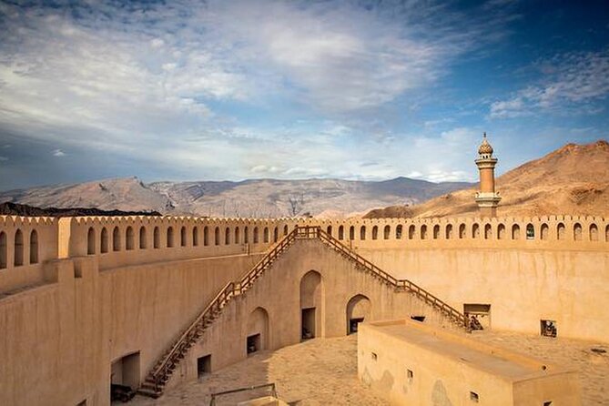 Private Explore Oman Grand Canyon, Jebel Shams and Nizwa - Nizwa, Oman’s old inland center