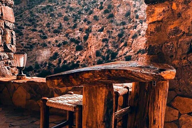 Private Full Day Birkat Al Mouz and Al Suwara Village Tour - Cliff Guest House and the village’s modern touch