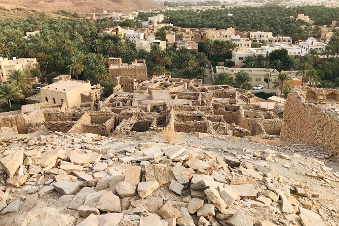 Private Full Day Birkat Al Mouz and Al Suwara Village Tour - What the private 4WD changes