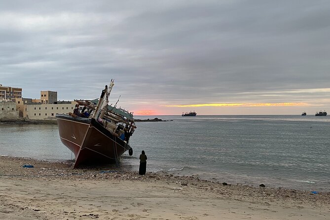 Private Full-Day East Oman Tour from Salalah with Lunch - Mirbat connects lunch with an old trading port