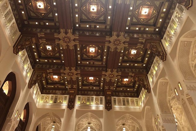Private Full Day Muscat City Tour - The Sultan Qaboos Grand Mosque: Plan This Stop Carefully