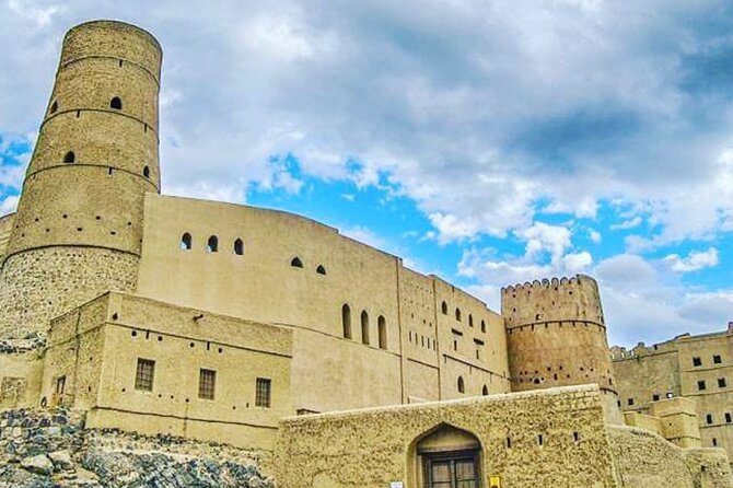 Private Full Day Nizwa Fort Nizwa Souq Bahla Fort Jabreen Castle - Nizwa Souq: A Change From Stone to Daily Life