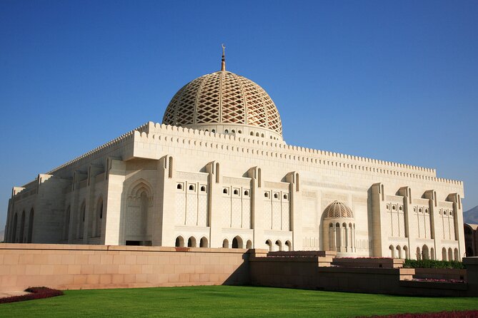 Private Half-day Tour in Muscat - National Museum: an efficient introduction to Oman’s past