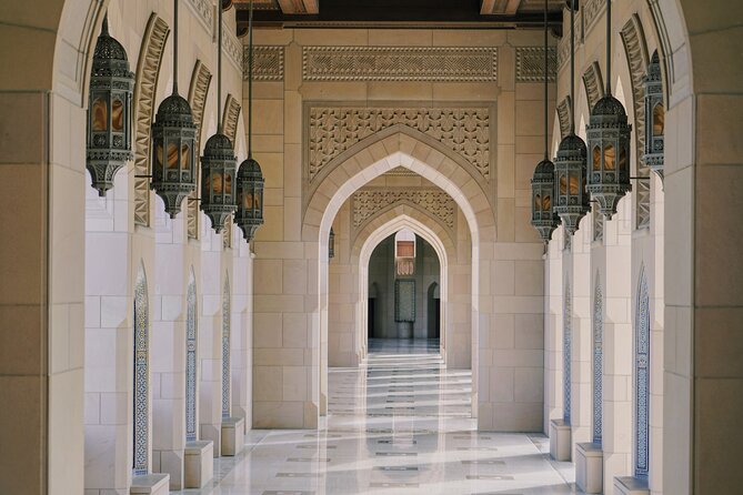 Private Half-day Tour in Muscat - Muttrah Souq: save room for the most hands-on stop