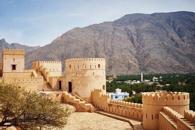 Private Half-Day Tour to Grand Mosque-Nakhal Fort and Hotspring - What the private format changes