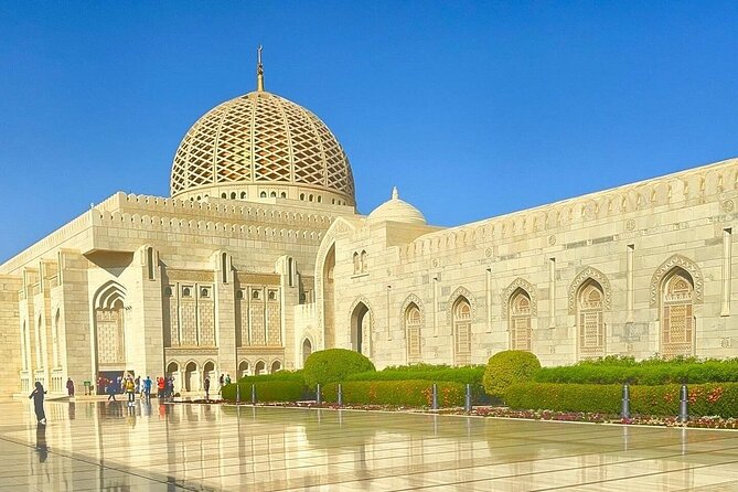Private Muscat City Tour - Full Day - Bait Al Zubair gives the old city some context