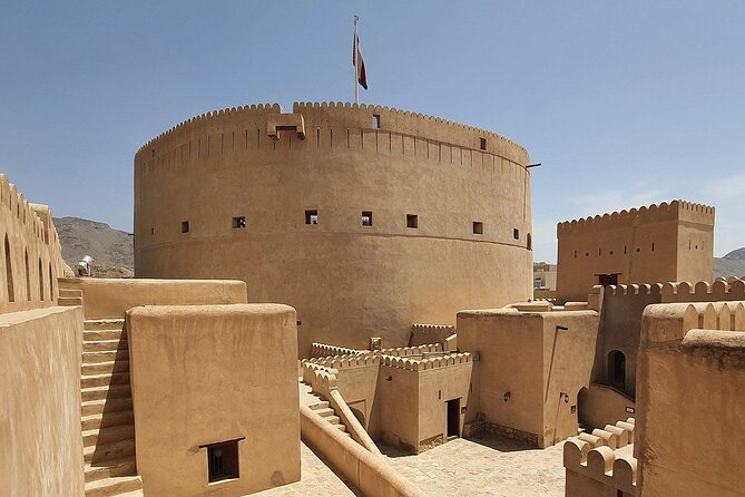 Private Oman Full Day Guided Sightseeing Tour - Birkat Al Mouz and Falaj Al-Khattamin