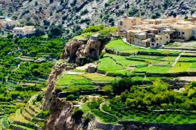 Private Overnight Nizwa & Jebel Akhdar Tour from Muscat - Nizwa Fort and Souq: Oman’s historic center