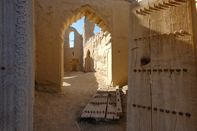 Private Tour -Whaiba sand &wadi Bani khaled - The route needs a careful reading