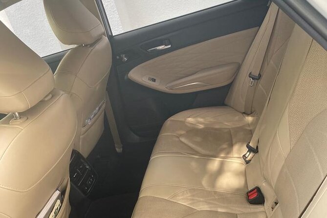 Private Transfer Arrival or Departure Muscat Airport - Leaving Muscat Airport with a named pickup