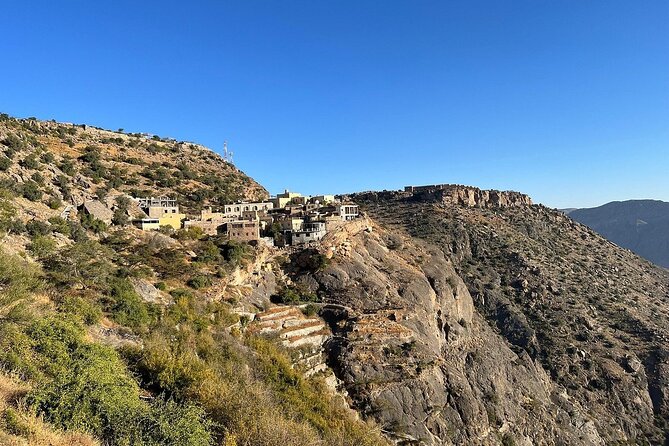 Private Transfer from Muscat to Jebel Akhdar - Your route: city pickup to mountain arrival