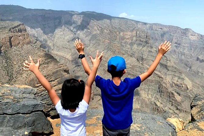 Private Transfer from Muscat to Jebel Akhdar - Who should book this transfer?