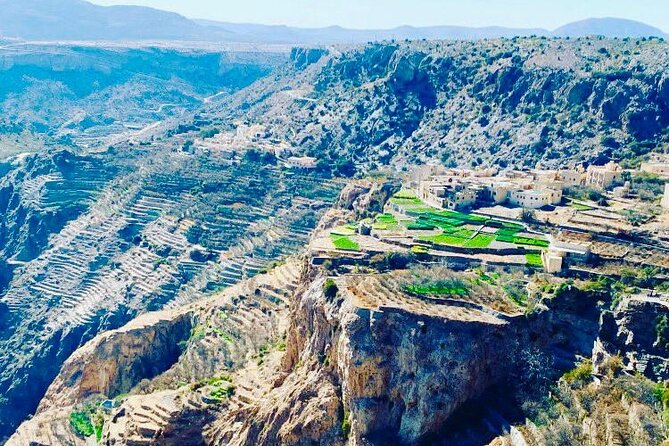 Private Transfer from Muscat to Jebel Akhdar - The 4WD ride and what is included